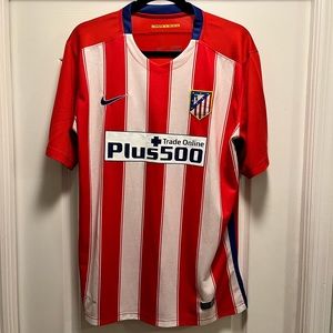 Atletico Madrid 2015/16 Soccer Jersey - Size Large